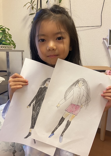 初めは緊張している様子でしたが、先生のおかげで徐々に慣れることができ楽しんでいるようで安心しました。